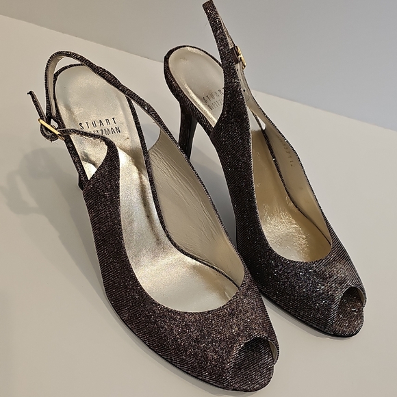 Stuart Weitzman Shimmering Gold Silver Peep-Toe Heels - Picture 2 of 12